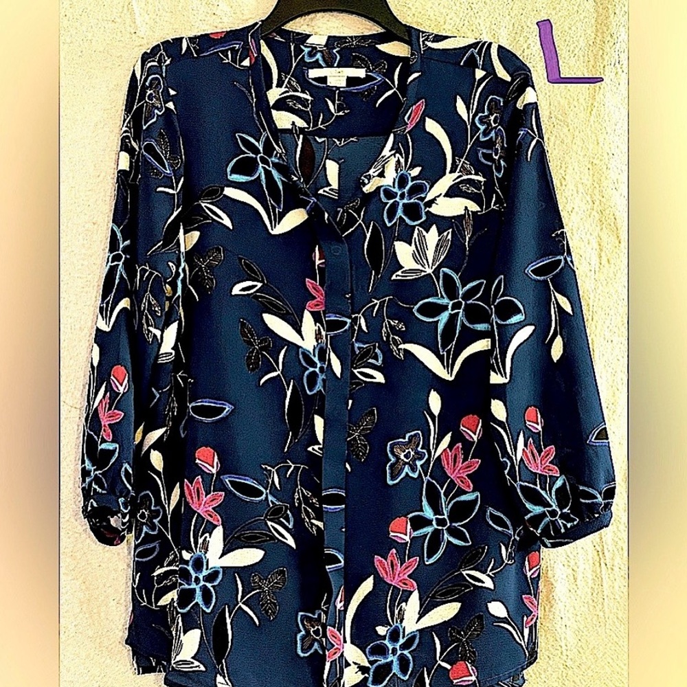 LADIES CERULEAN BLUE TOP WITH LT BLUE, WHITE & PINK FLOWERS